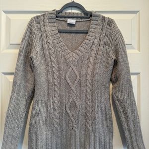 Columbia Women's Gray Cable-knit V-neck Sweater